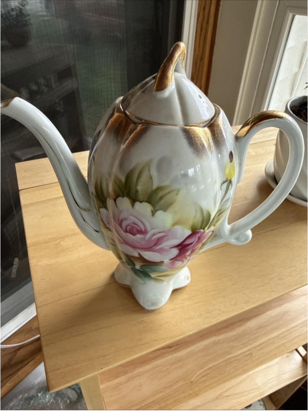 Vintage Porcelain Hand Painted Wild Rose Pattern Floral Teapot ~ JAPAN